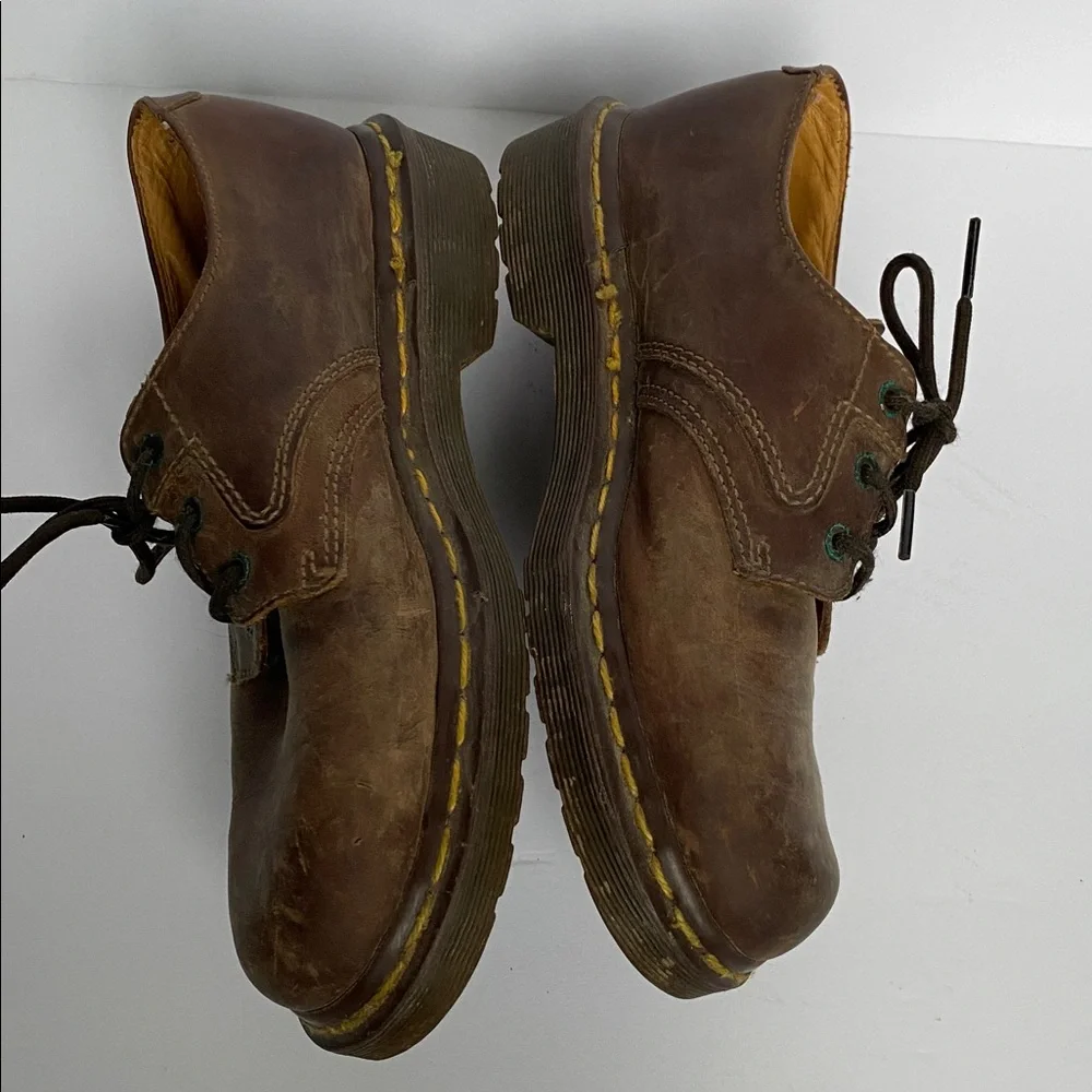 Dr. Martens stylish brown
